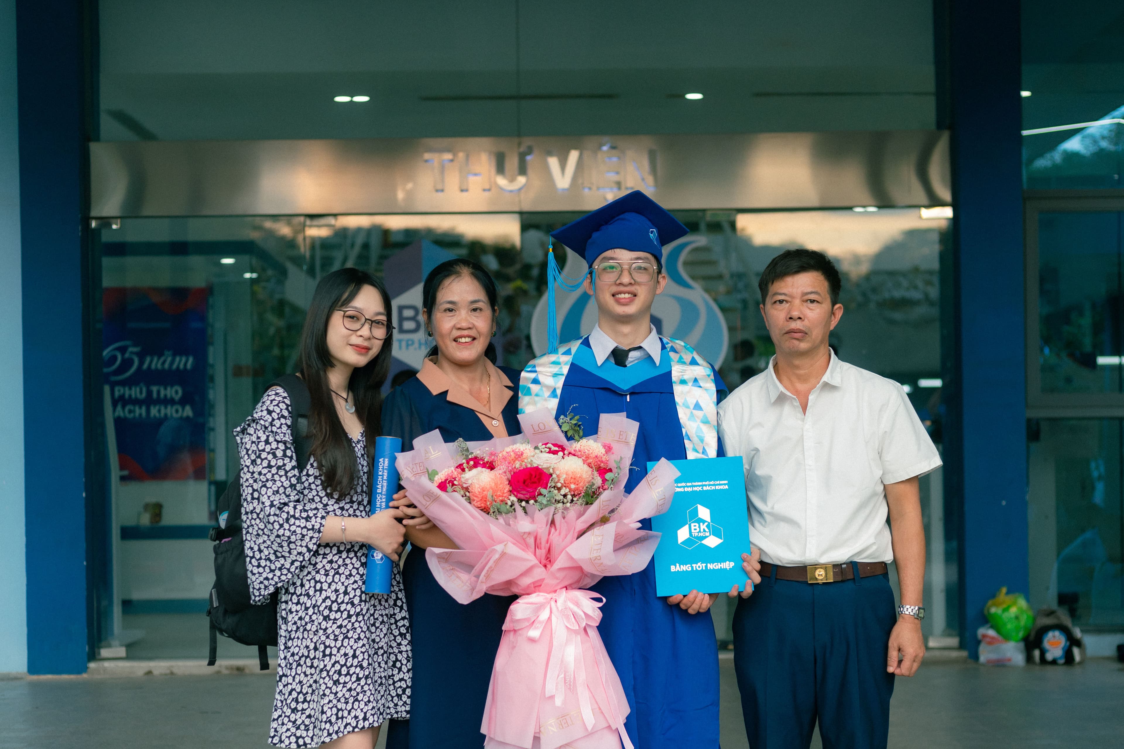 Mừng Halee tốt nghiệpppp